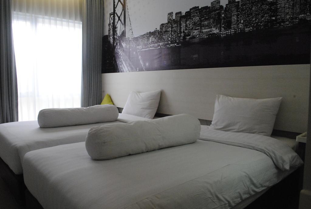 Vio Westhoff Hotel Бандунг Екстериор снимка